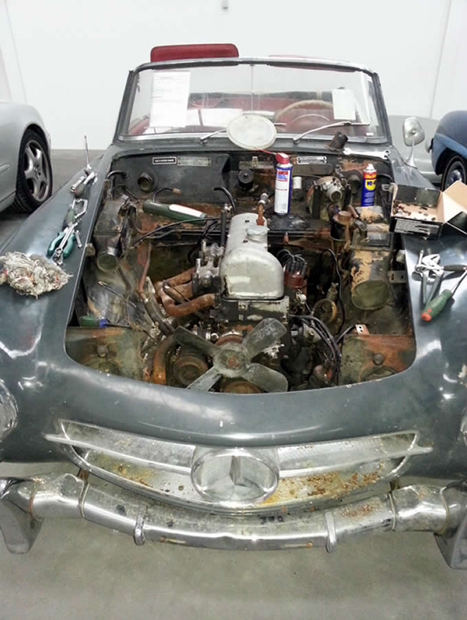 Restauro de um Mercedes Benz 190 SL Coupé de 1958