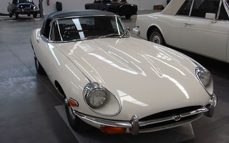 Jaguar E- Type 4.2 Séries II